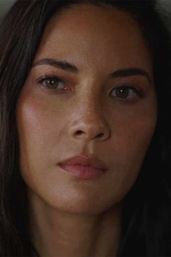 Violet (2021) 0