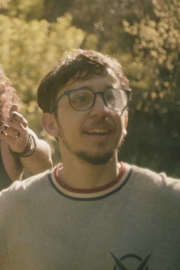 El asistente (2023) 0
