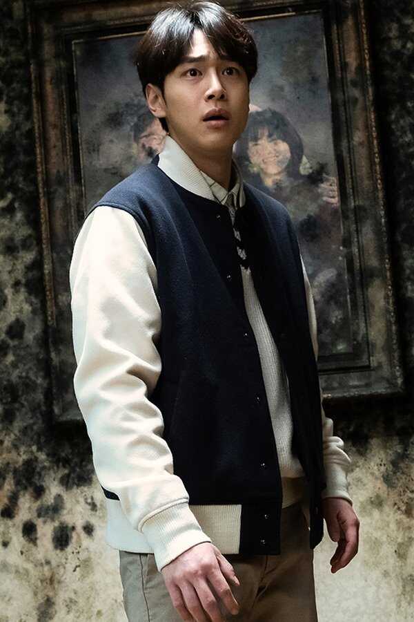 Ghost Mansion (2021) 0