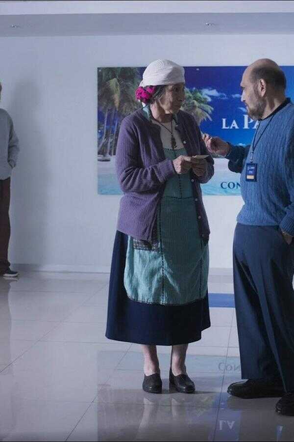 Los Pacientes Recurrentes (2022) 0