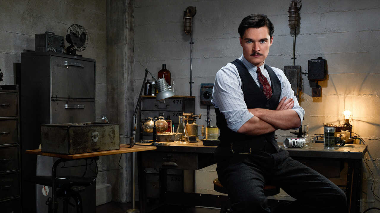 EN - Strange Angel (2018) 0