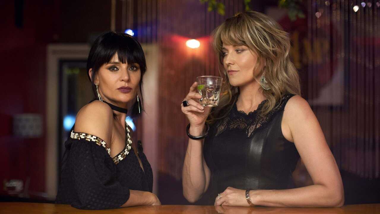 EN - My Life Is Murder (2019) (AU) 4