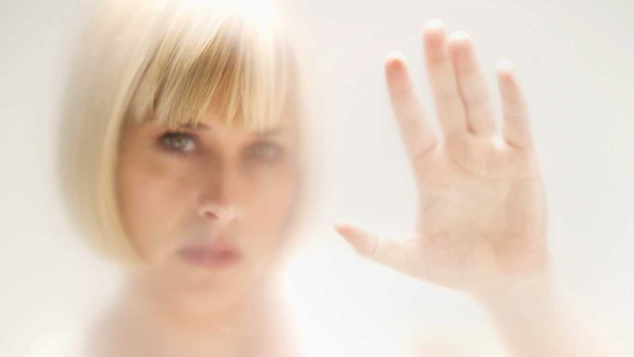 EN - Medium (2005) (US) 3