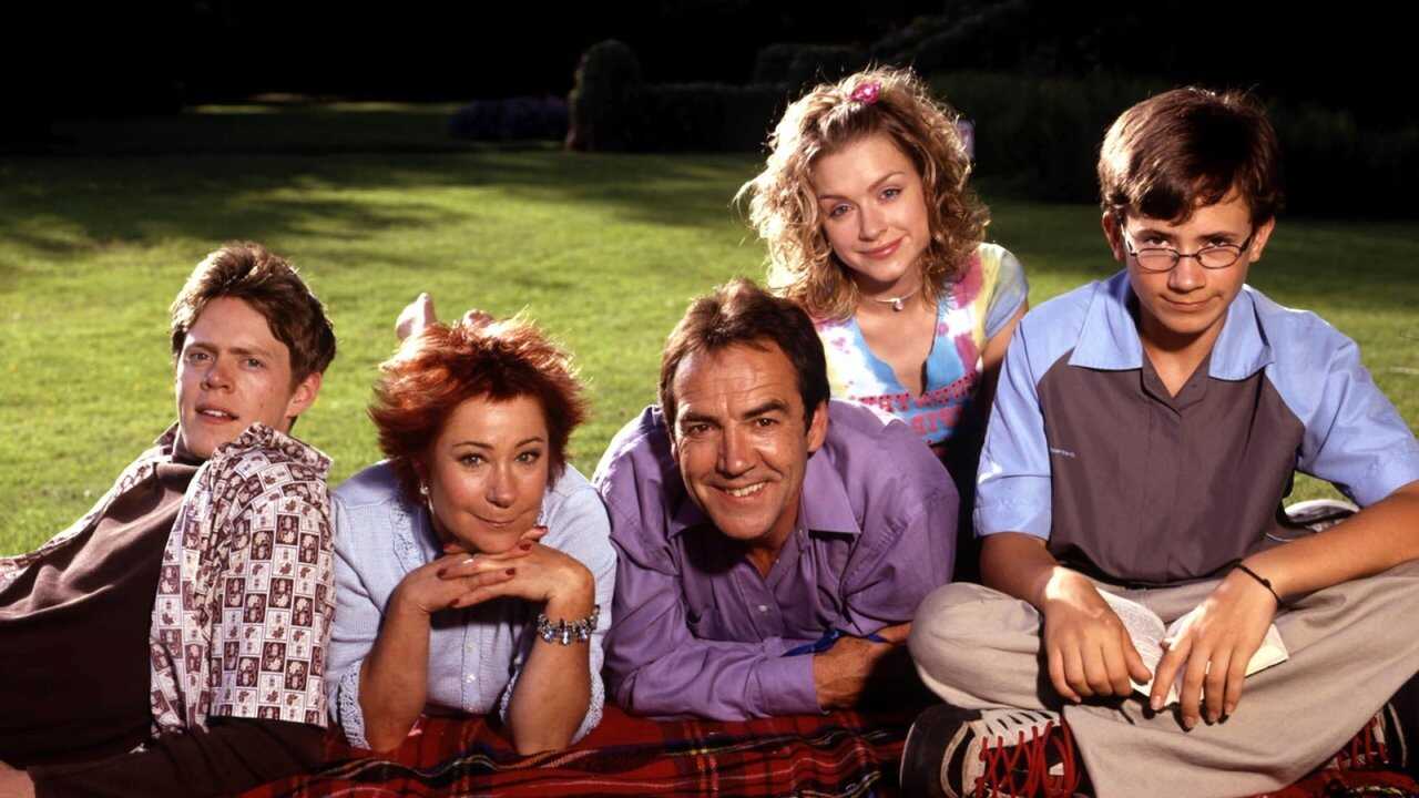 EN - My Family (2000) (GB) 4