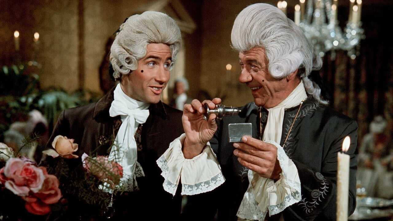 Carry On Don't Lose Your Head 0