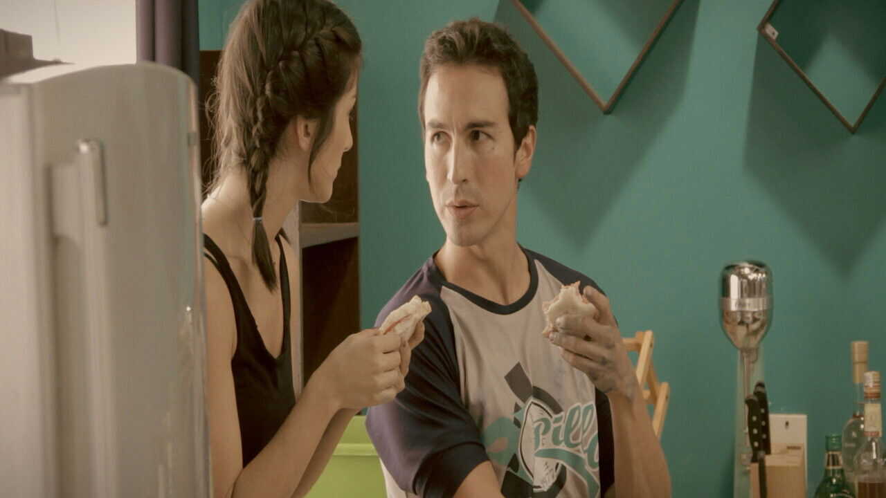 Monstruosamente Solo 0